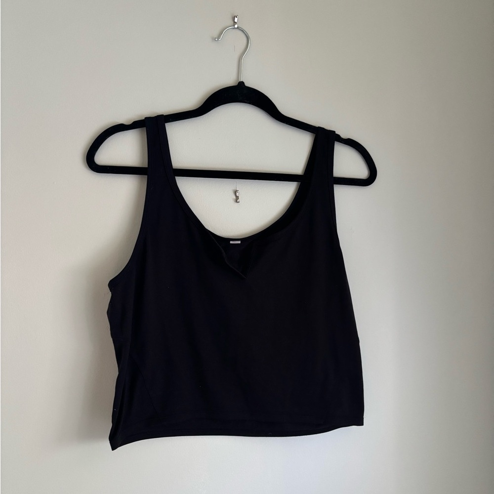 Lululemon Notched Neckline Cropped Tank Top